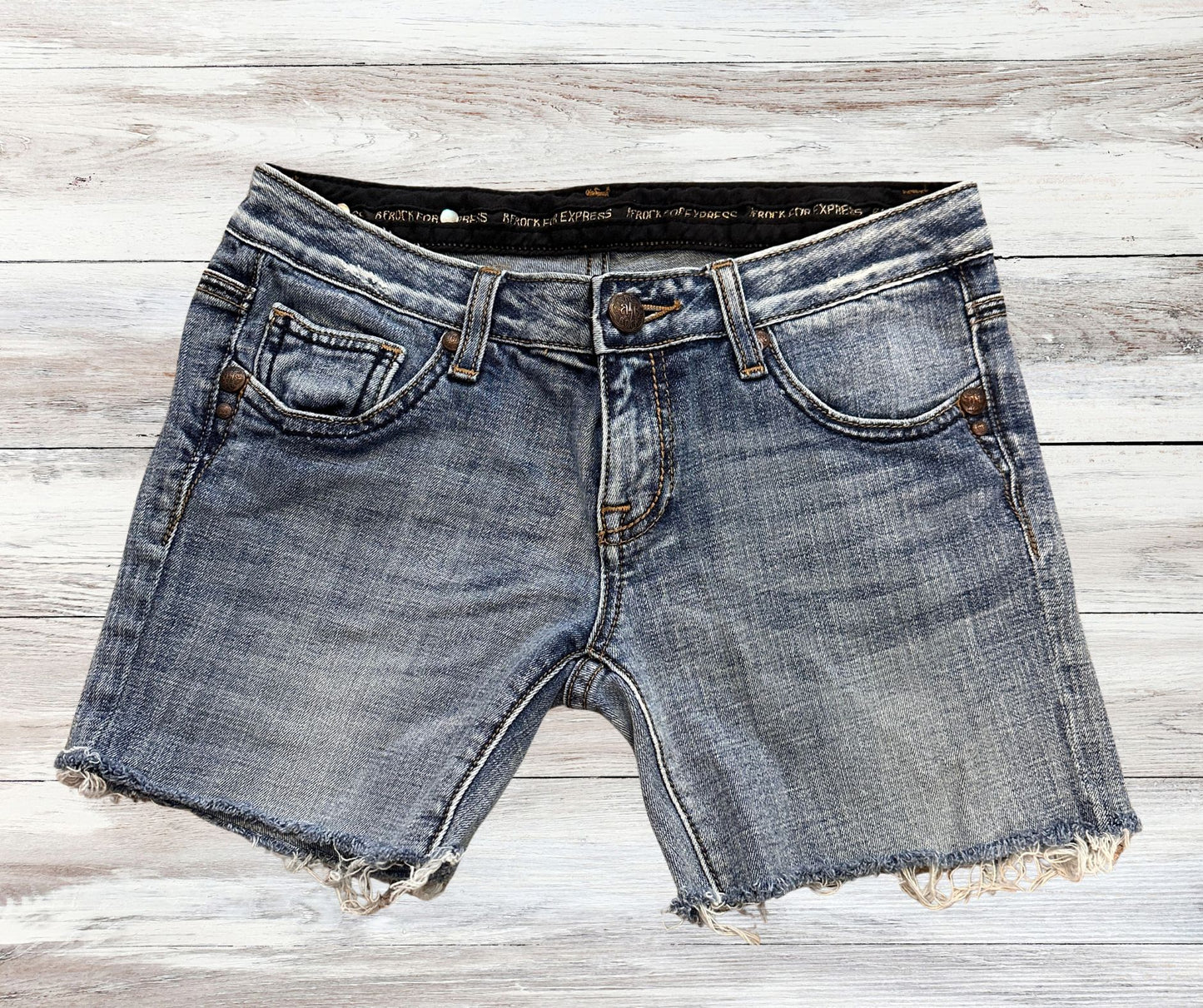 Y2K Rerock For Express Jean Raw Hem 90s Cut Off Shorts Womens light Wash Sz 2