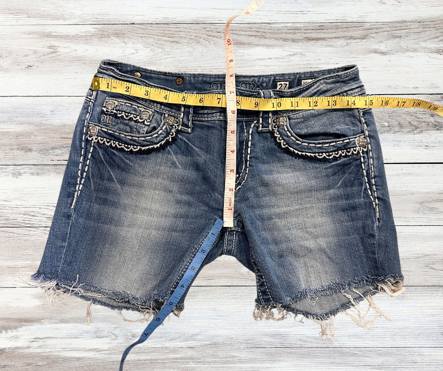 MISS ME Cut Off Shorts Size 27 Distressed Y2K flap Pockets JS5014M42